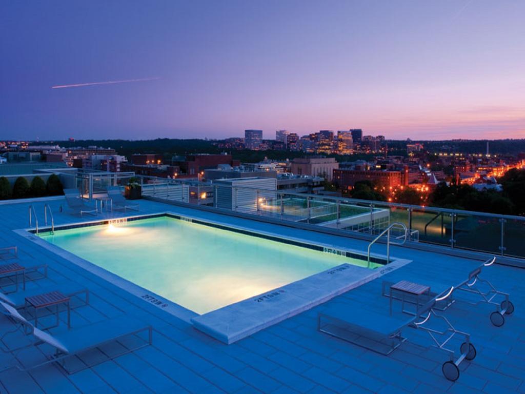 Global Luxury Suites At Georgetown Washington Bagian luar foto