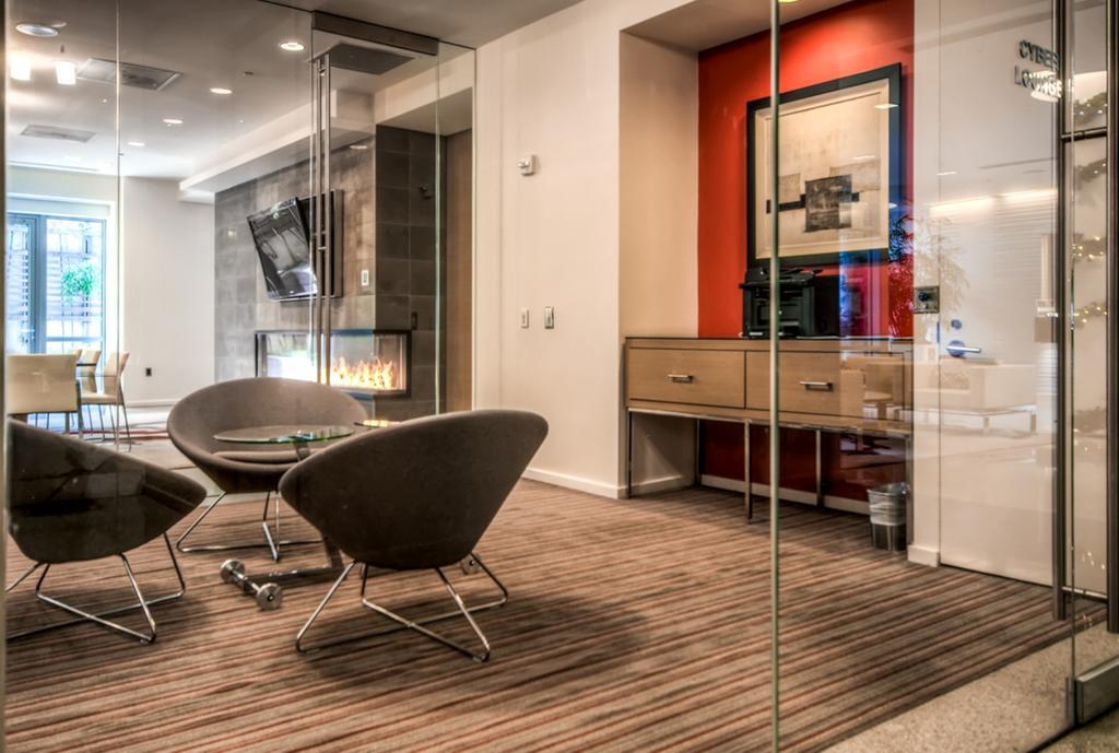 Global Luxury Suites At Georgetown Washington Bagian luar foto